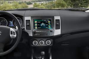 Мультимедийное устройство Road Rover для автомобиля Citroen C-Crosser