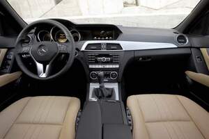 Road Rover мультимедийное устройство для автомобиля Mercedes C class (W204) 2011+