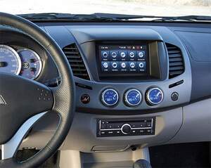 Road Rover Mitsubishi L200, Pajero Sport
